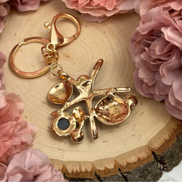 Beautiful Blue Starfish and Seashell Keychain Charm - Picture 11 of 14